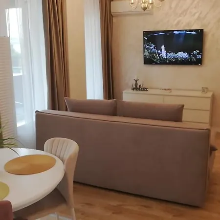 Youvis Apartament