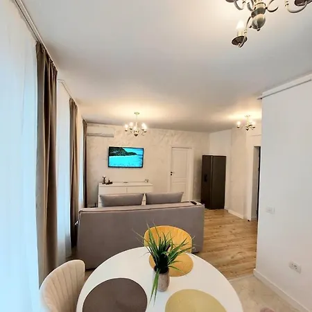 Youvis Apartament Apartament